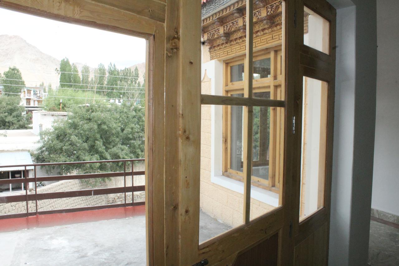 Hotel Kasdar Ladakh レー エクステリア 写真